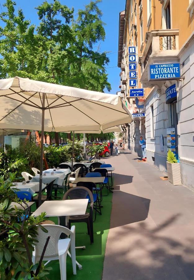 Hotel Aurelia Milano Centrale Milão Exterior foto